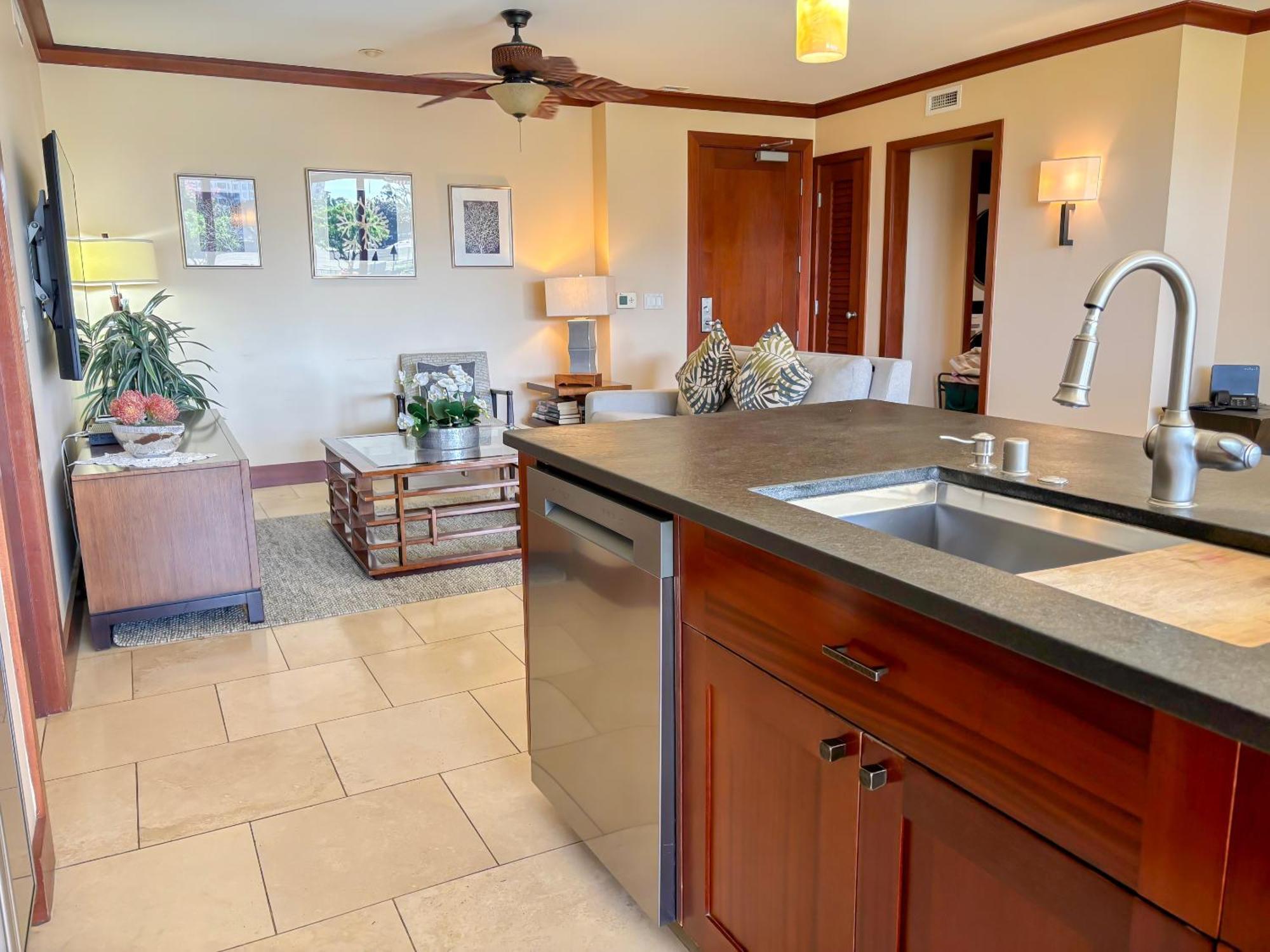 Luxury Pool Front Ko Olina Beach Rental Ground Floor B105 2Br Free Parking 카폴레이 외부 사진